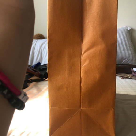 LV PAPER BAG - Picture 2 of 5